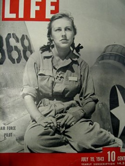 woman pilot